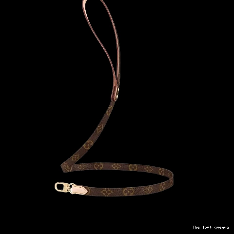 AND LV DOG LEASH COLLAR 0825
